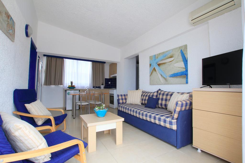Christiana Hotel Apartments Ґеннаді Екстер'єр фото